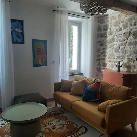 Apartment Atelier D'artiste