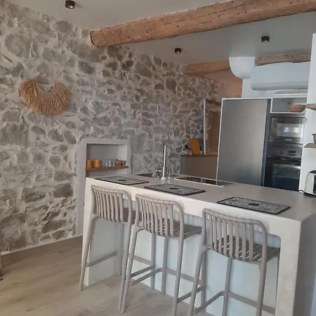 Apartment Atelier D'artiste Le Muy